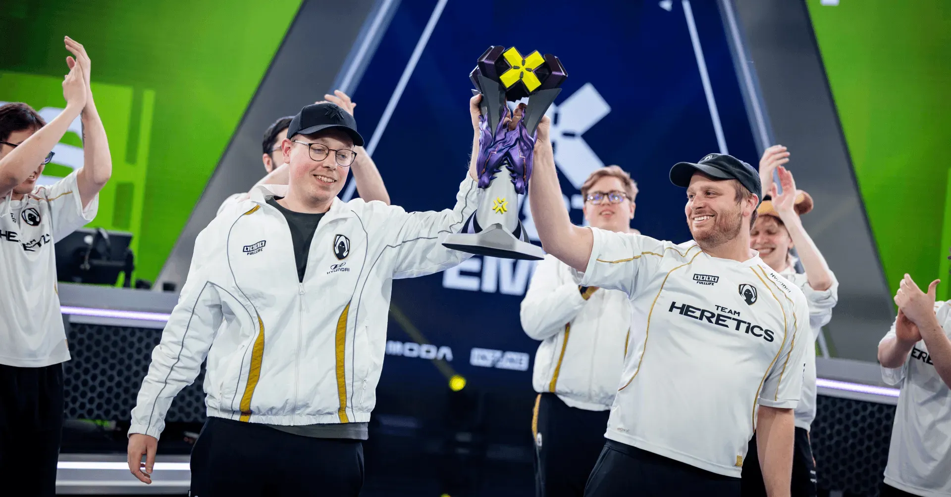 neilzinho and weber celebrate winning VCT EMEA Stage 1 trophy with Team Heretics, Berlin 2026.